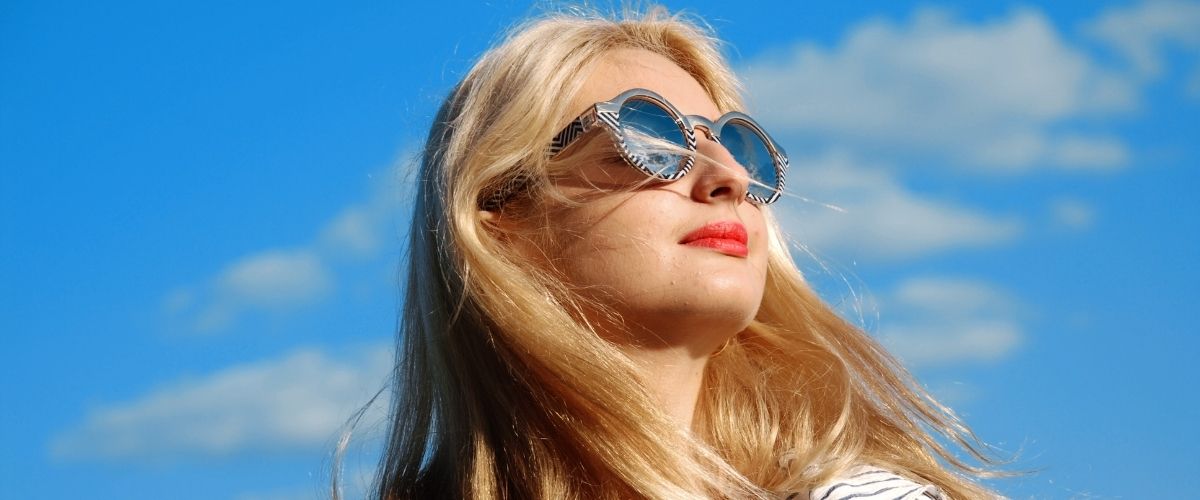 Hollywood Yıldızlarının Tercihi Estetik Uygulamalar: Kırmızı Halı Güzelliğinin Sırları