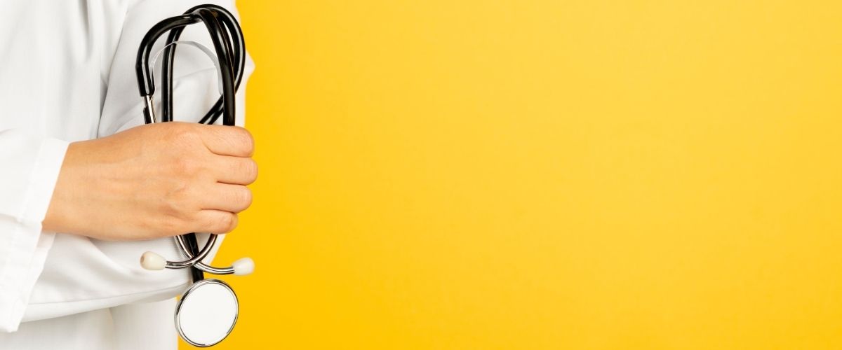 Rozasea (Gül Hastalığı): Nedenleri, Belirtileri ve Tedavi Yöntemleri